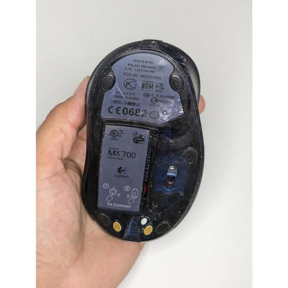 Logitech MX700 Wireless Mouse-No dongle - Picture 2 of 3